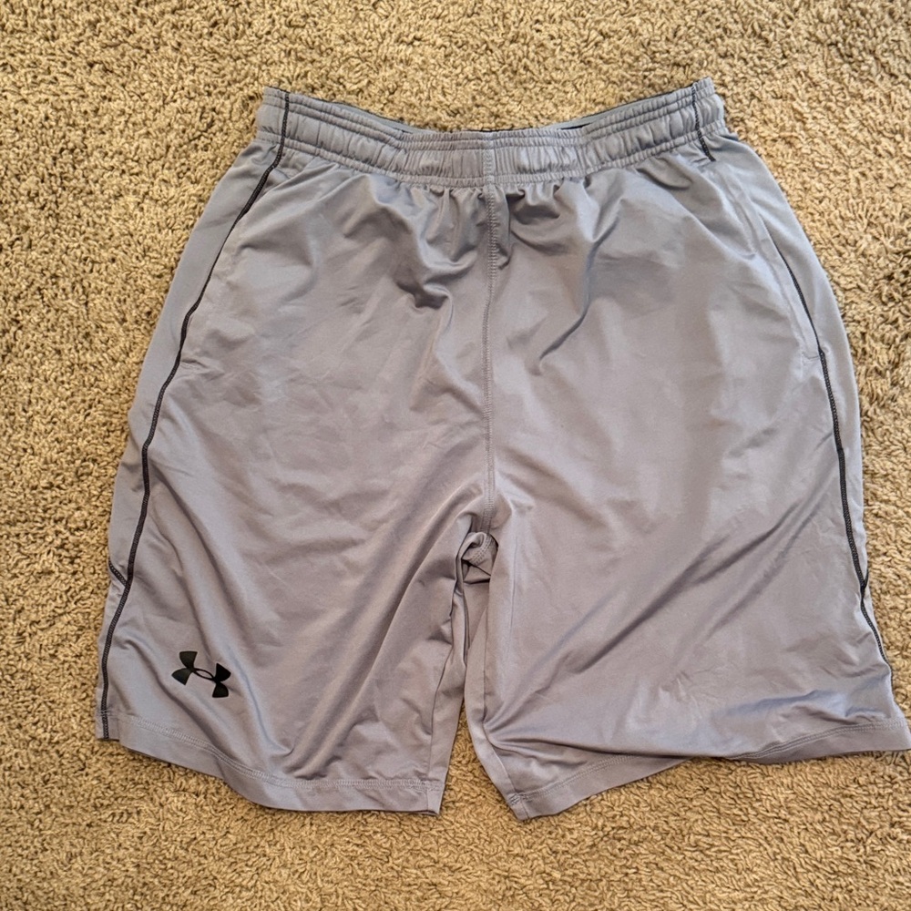 Under Armour Men's Light Gray Athletic Shorts